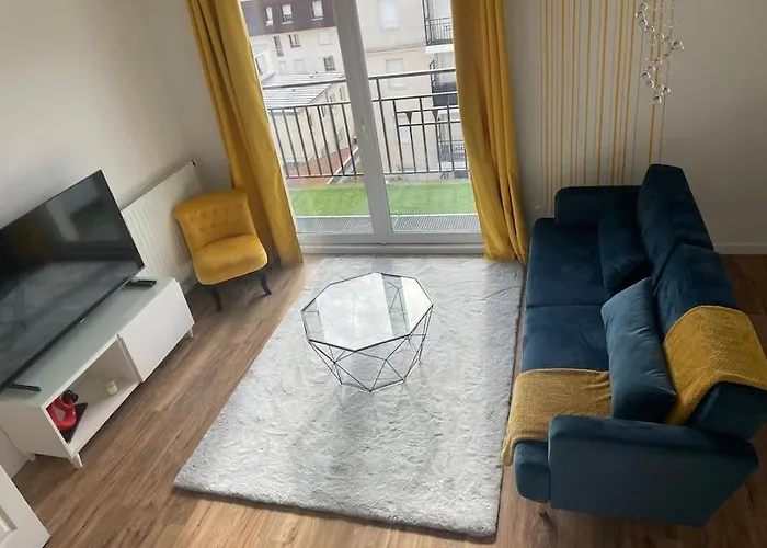 Appartement 3P Gare Terrasse Et Parking Prive